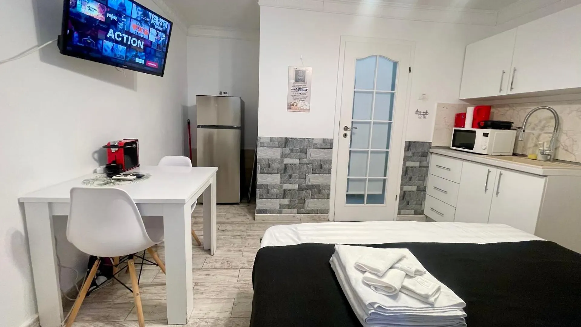 Apartment Prime 1 Studio Bucharest Romania